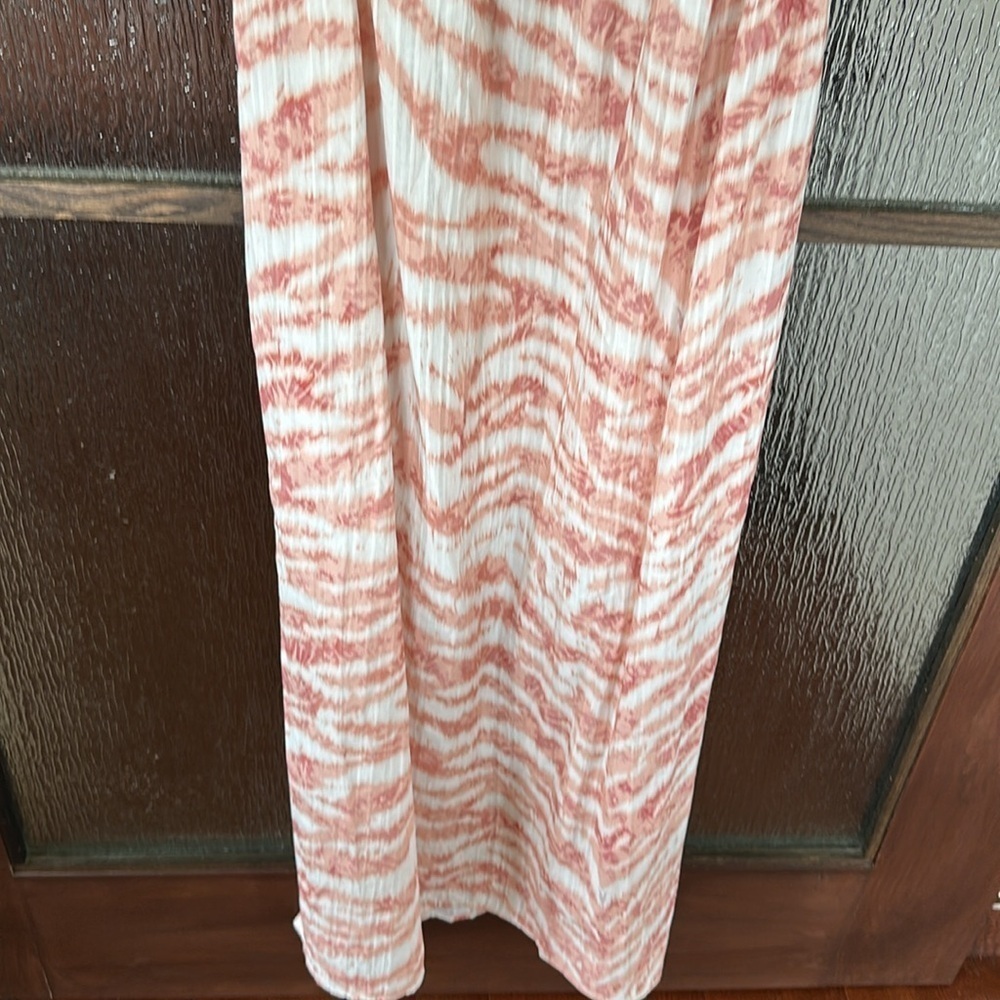 Pink and White Patterned Maxi Dress - Picture 10 of 15